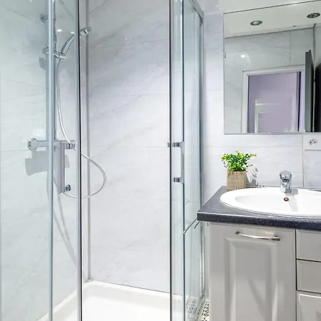 Apartmán La Tour Medievale Au Centre *