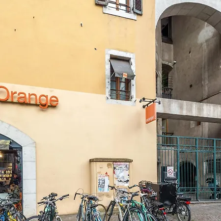 Apartmán La Tour Medievale Au Centre Annecy