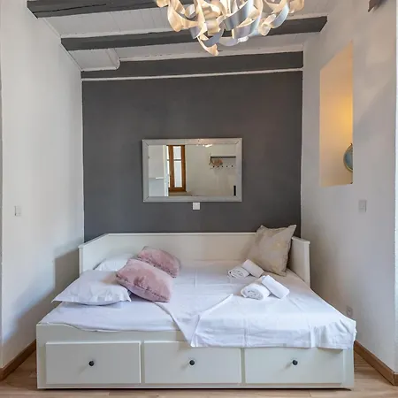 Apartmán La Tour Medievale Au Centre Annecy